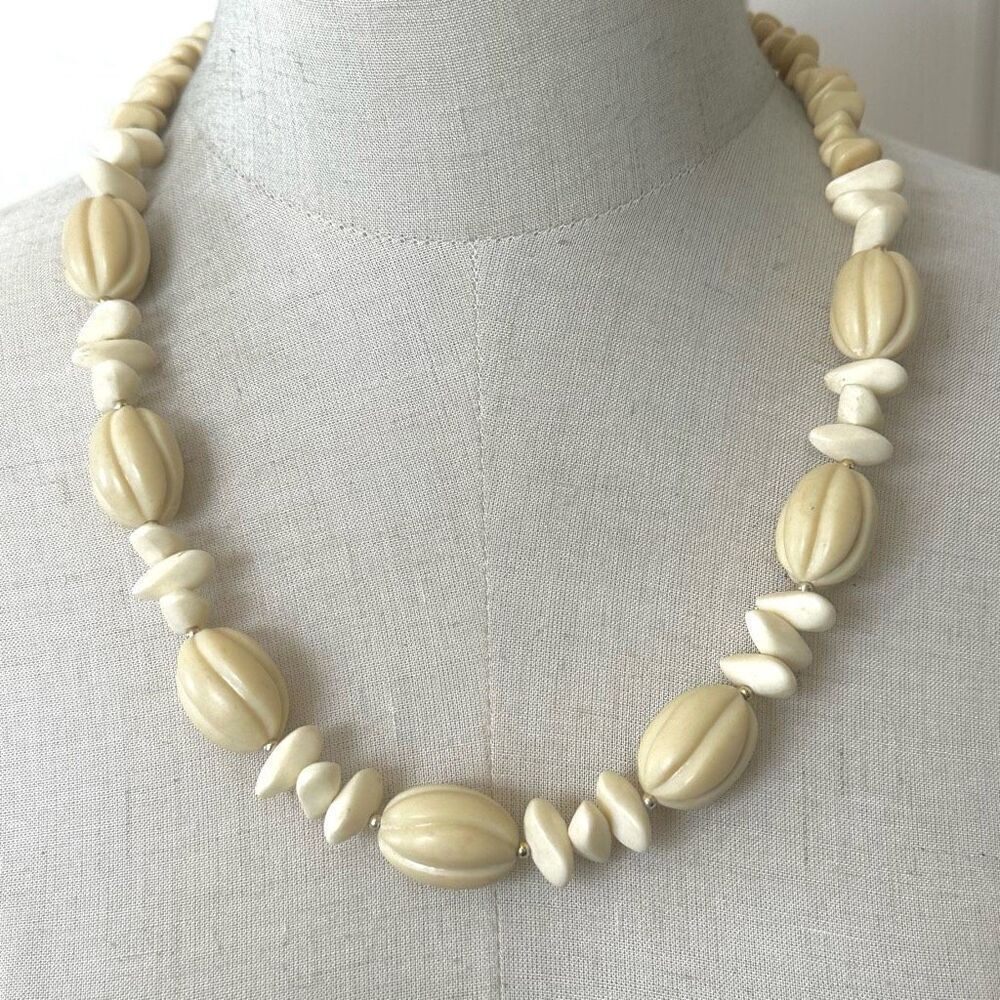 Yellow beaded vintage necklace